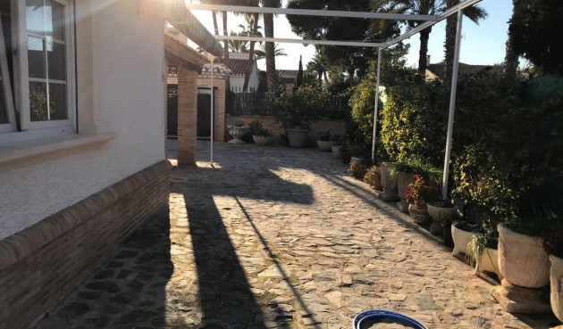 Resale - Villa -
Orihuela Costa - Costa Blanca