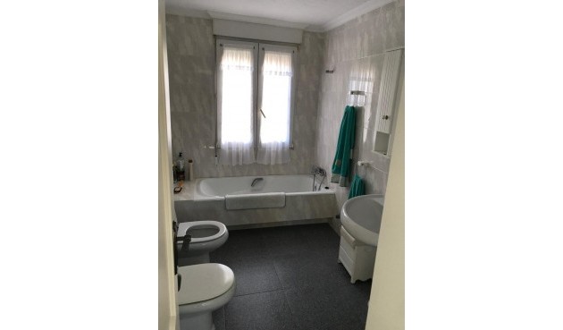 Resale - Villa -
Orihuela Costa - Costa Blanca