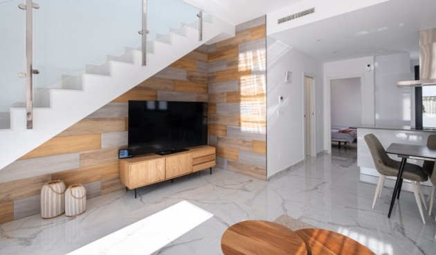 Återförsäljning - Villa -
Torrevieja - Costa Blanca