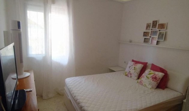 Brukt - Bungalow -
Torrevieja - LA VELETA MAR AZUL