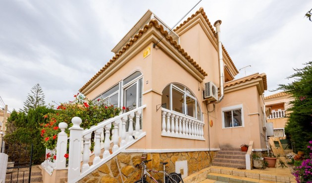 Resale - Villa -
Orihuela Costa - Villamartín-las Filipinas