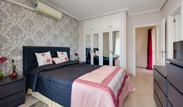 Resale - Villa -
Orihuela Costa - Villamartín-las Filipinas