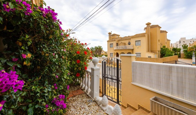 Resale - Villa -
Orihuela Costa - Villamartín-las Filipinas