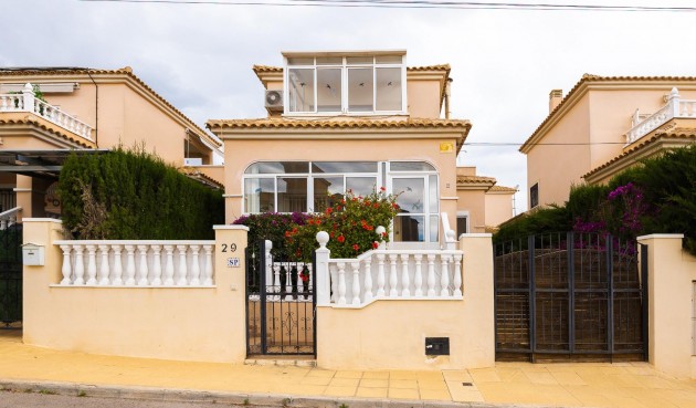 Resale - Villa -
Orihuela Costa - Villamartín-las Filipinas