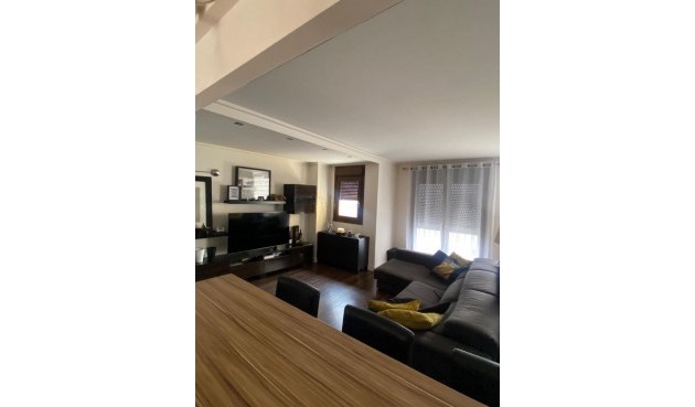 Brukt - Villa -
Torrevieja - Centro - Muelle Pesquero