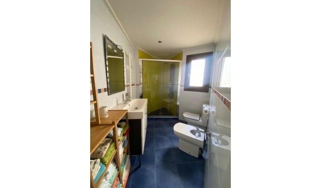 Brukt - Villa -
Torrevieja - Centro - Muelle Pesquero