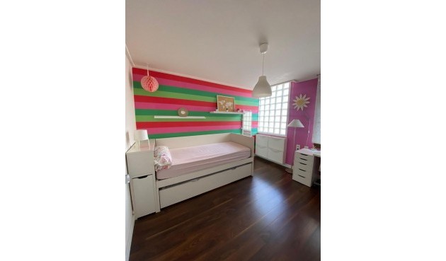 Brukt - Villa -
Torrevieja - Centro - Muelle Pesquero