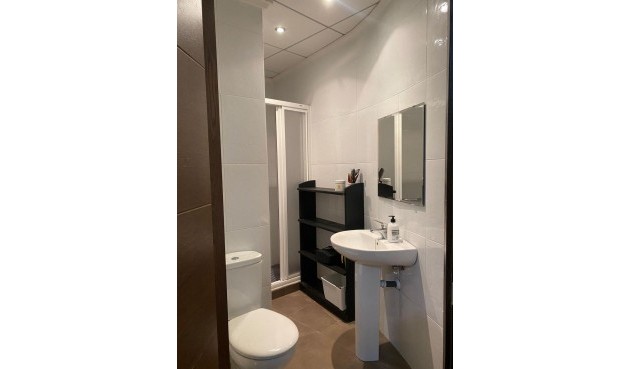 Brukt - Villa -
Torrevieja - Centro - Muelle Pesquero