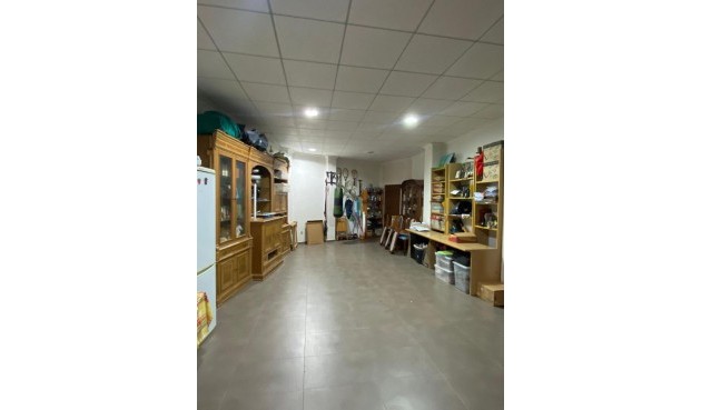 Brukt - Villa -
Torrevieja - Centro - Muelle Pesquero