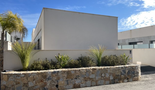 Resale - Villa -
Ciudad Quesada - Costa Blanca