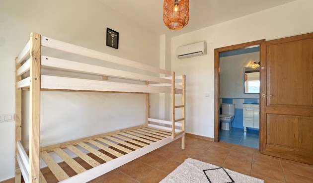 Återförsäljning - Villa -
Jalón - Inland