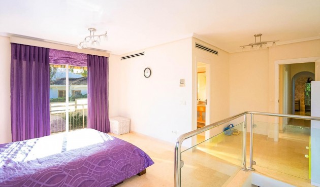 Resale - Villa -
Torrevieja - Torre La Mata