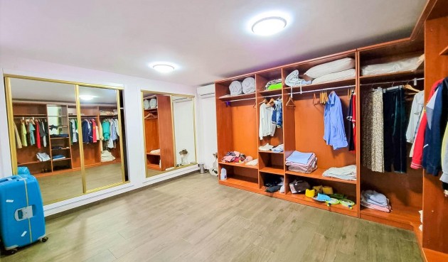 Resale - Villa -
Torrevieja - Torre La Mata