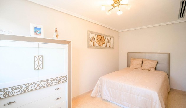 Resale - Villa -
Torrevieja - Torre La Mata