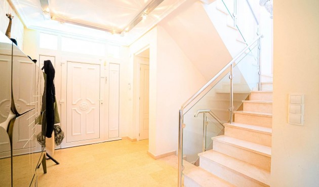 Resale - Villa -
Torrevieja - Torre La Mata