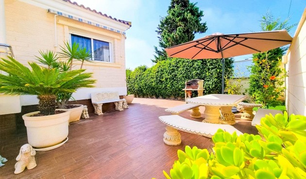 Resale - Villa -
Torrevieja - Torre La Mata