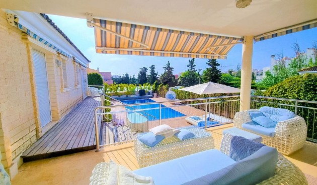 Resale - Villa -
Torrevieja - Torre La Mata