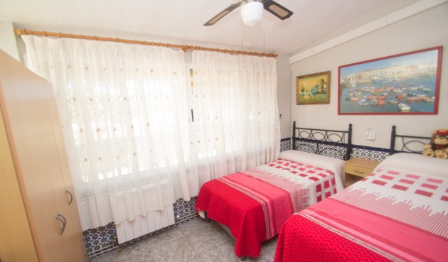 Resale - Duplex -
Torrevieja - Costa Blanca