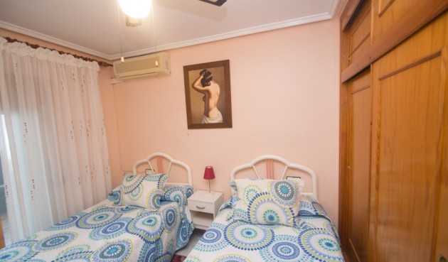 Resale - Duplex -
Torrevieja - Costa Blanca