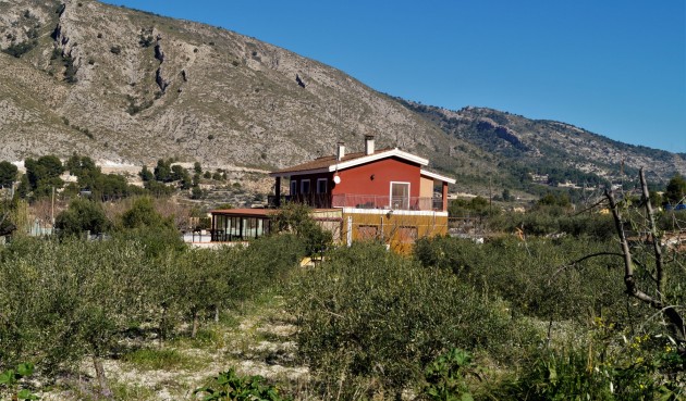 Brukt - Villa -
Petrer - Inland