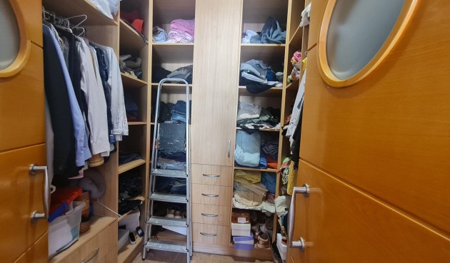 Brukt - Villa -
Petrer - Inland