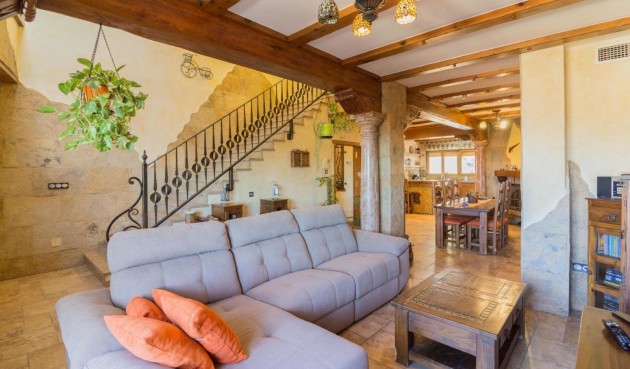 Brukt - Villa -
Redován - Comunidad Valenciana