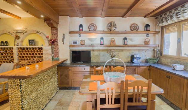 Brukt - Villa -
Redován - Comunidad Valenciana