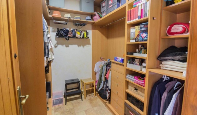 Brukt - Villa -
Redován - Comunidad Valenciana