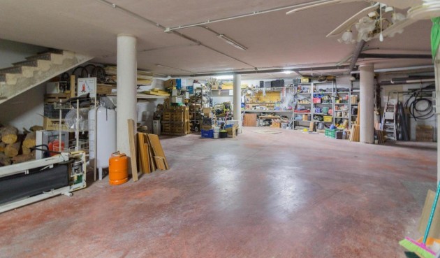 Brukt - Villa -
Redován - Comunidad Valenciana