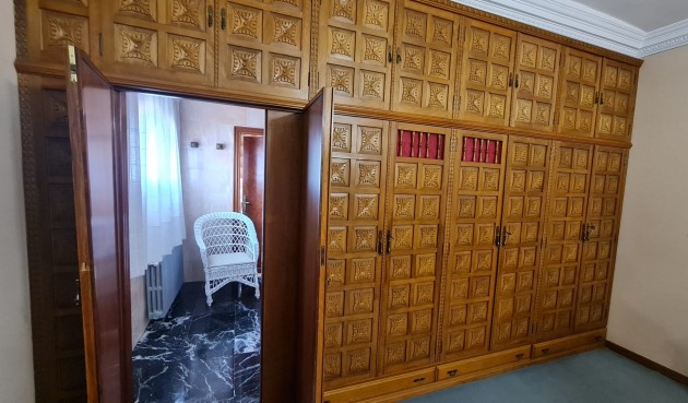 Resale - Town House -
Elda - Inland