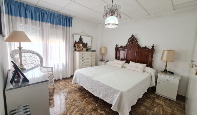 Resale - Town House -
Elda - Inland