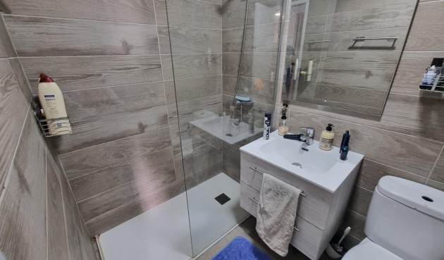 Resale - Bungalow -
Torrevieja - La Siesta - El Salado - Torreta