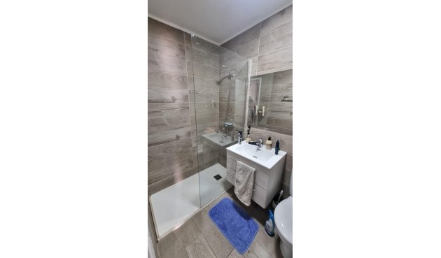 Resale - Bungalow -
Torrevieja - La Siesta - El Salado - Torreta