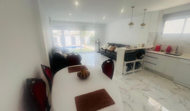 Resale - Villa -
Los Alcazares - Costa Calida