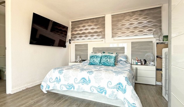 Återförsäljning - Villa -
Orihuela Costa - Costa Blanca