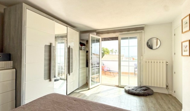 Återförsäljning - Villa -
Orihuela Costa - Costa Blanca