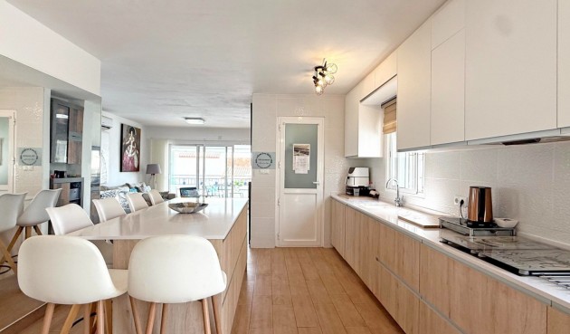 Återförsäljning - Villa -
Orihuela Costa - Costa Blanca