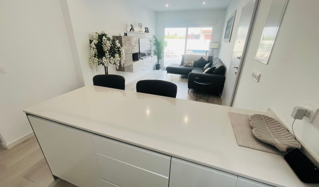 Återförsäljning - Villa -
Avileses - Inland