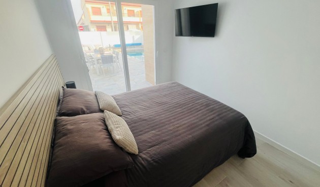 Återförsäljning - Villa -
Avileses - Inland