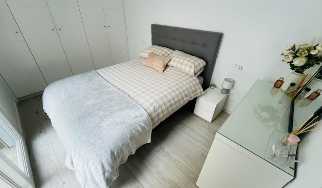 Återförsäljning - Villa -
Avileses - Inland