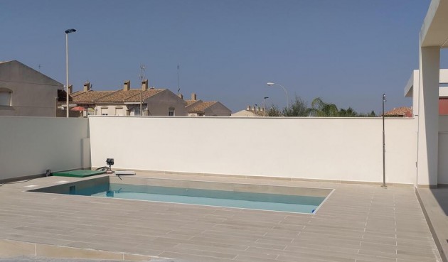 Resale - Villa Penthouse -
Torrevieja - aguas nuevas