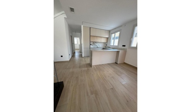 Resale - Villa Penthouse -
Torrevieja - aguas nuevas