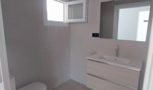 Resale - Villa Penthouse -
Torrevieja - aguas nuevas