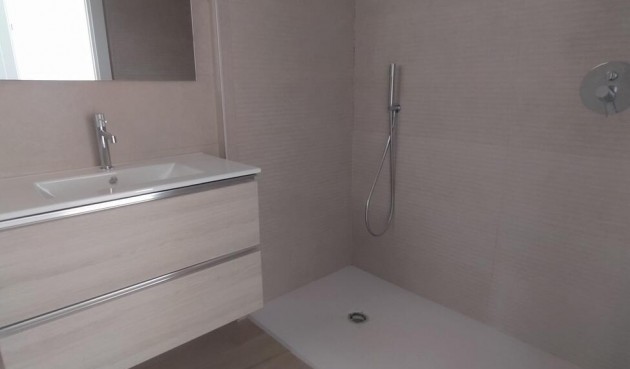 Resale - Villa Penthouse -
Torrevieja - aguas nuevas