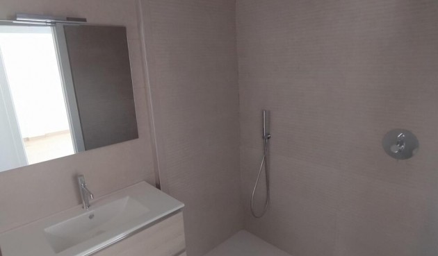 Resale - Villa Penthouse -
Torrevieja - aguas nuevas