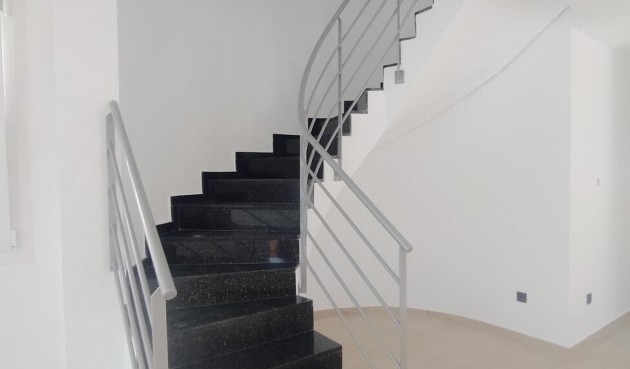 Resale - Villa Penthouse -
Torrevieja - aguas nuevas