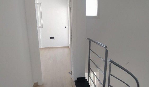 Resale - Villa Penthouse -
Torrevieja - aguas nuevas