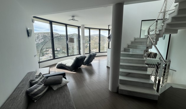 Återförsäljning - Villa -
Jávea - Costa Blanca