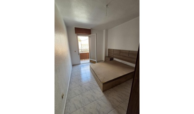 Brukt - Apartment -
Torrevieja - Las Piscinas Naturales