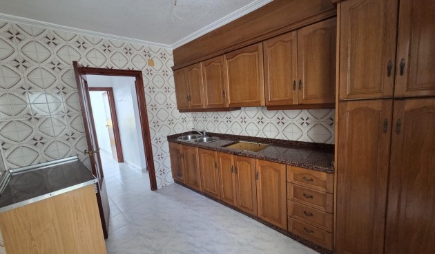 Brukt - Apartment -
Torrevieja - Las Piscinas Naturales